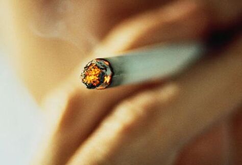 Závislost na kouření je způsobena nikotinem