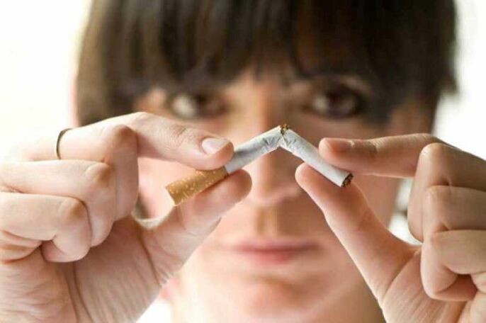 Žena přestala kouřit za 5 dní
